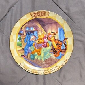 Disney Winnie the Pooh 2001 Y2K Collectors Plate